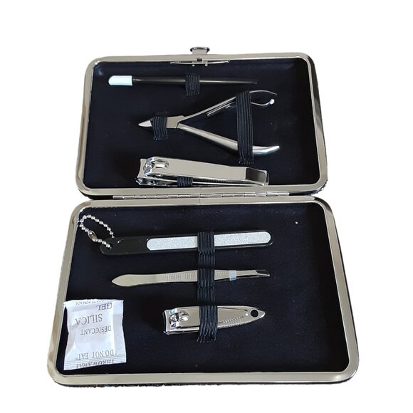 6 Piece Manicure Set with Case - Picture 1 of 2